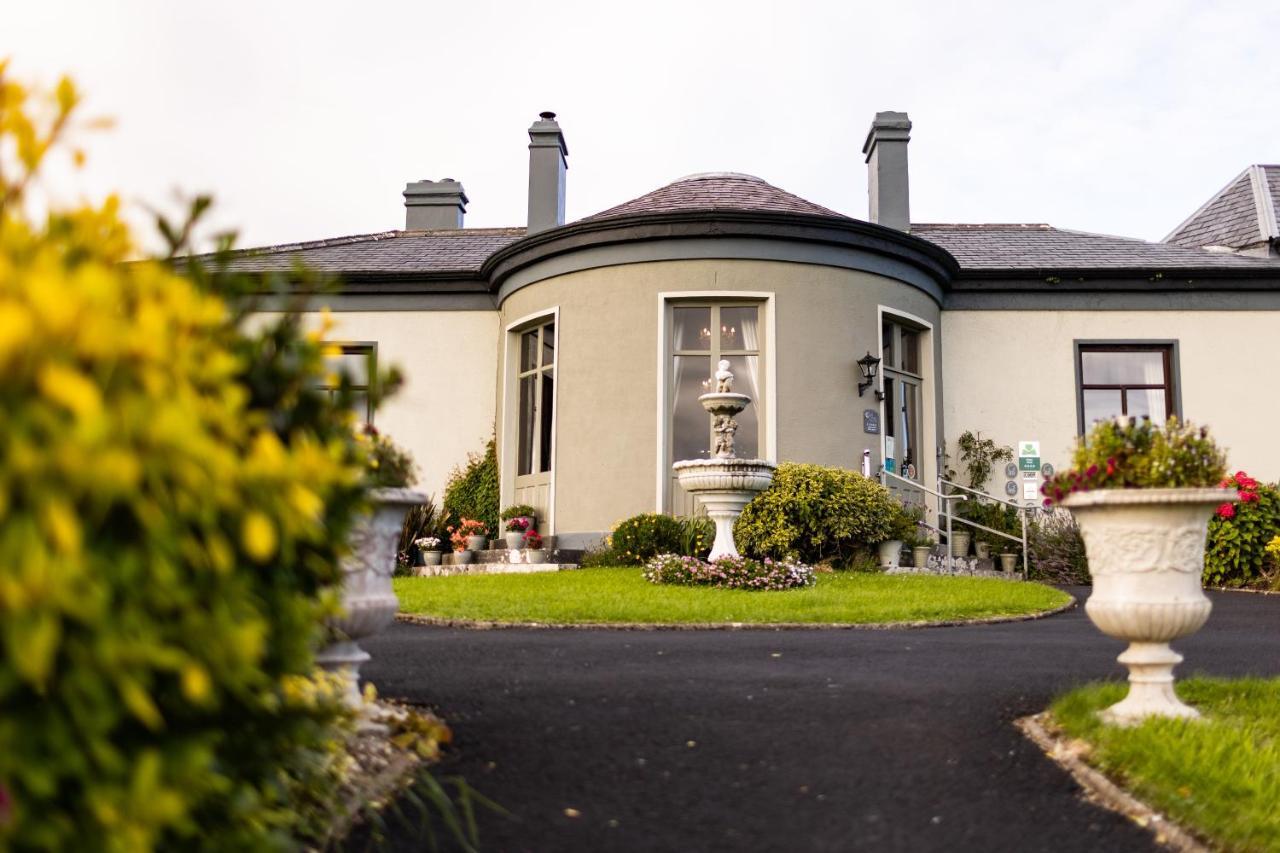 Ballinalacken Castle Country House Hotel Doolin Exterior photo